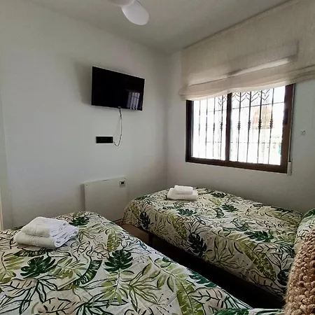 Calas Suenos アパート トレビエハ