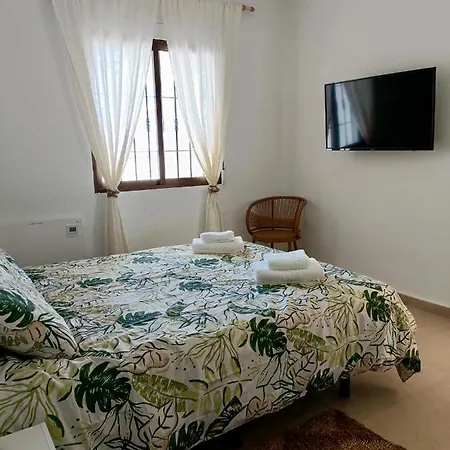 Calas Suenos アパート トレビエハ